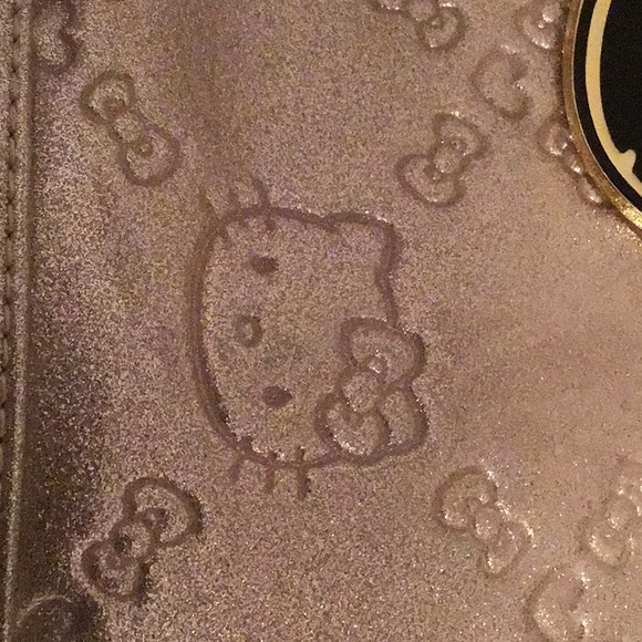 Hello Kitty Loungefly purse - Picture 7 of 7